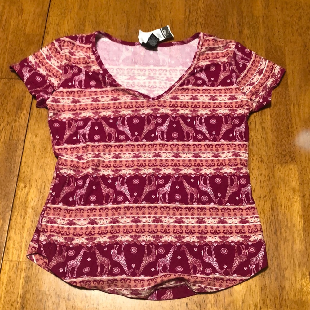 Short sleeve shirt from Rue21 sized medium